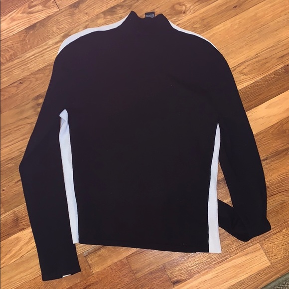 Beautiful color block sweater - Picture 4 of 4